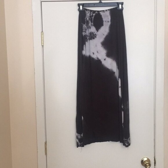 L NWOT LOVE TANJANE Maxi Skirt BB52 2218 - Picture 1 of 6